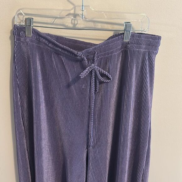 The zig zag stripe size 2xl purple  Ribbed Wide-Leg Pants - Picture 2 of 4